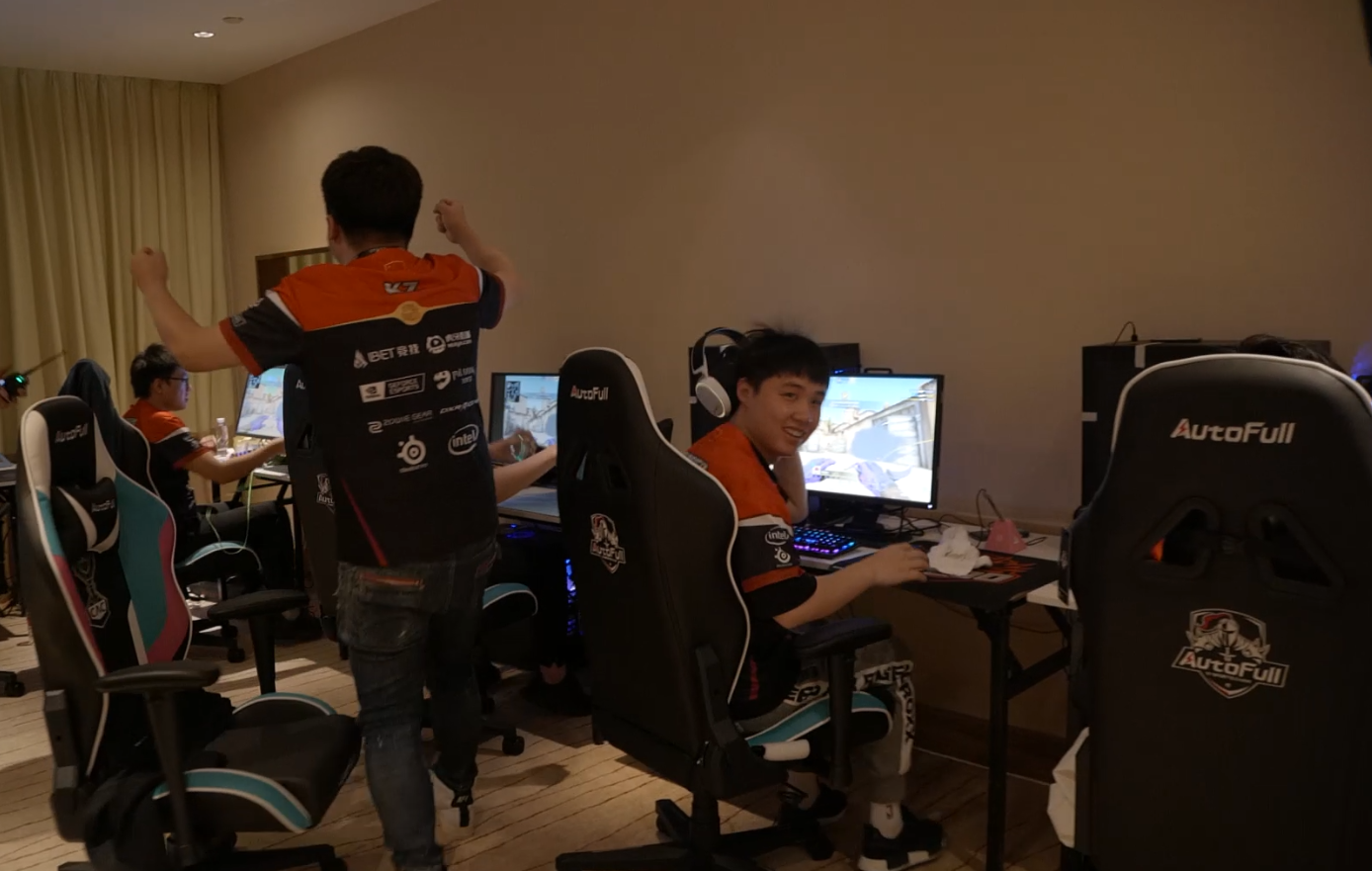 CAC 2019首日4支队名带“G”战队全部GG,今地11:00第二比赛日继绝