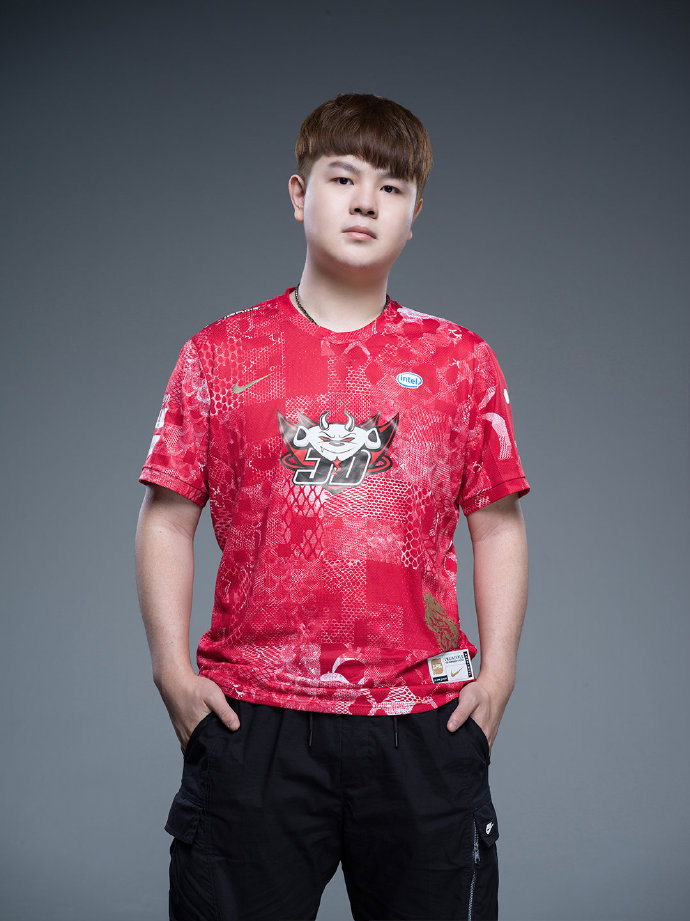 《LOL》JDGS10定妆照