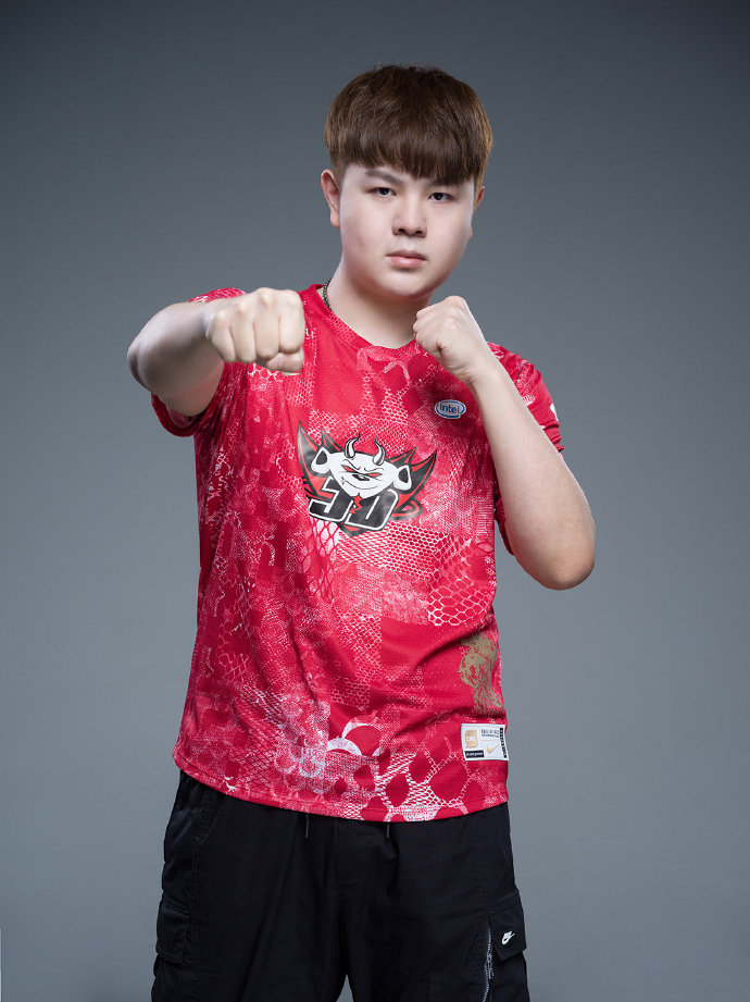 《LOL》JDGS10定妆照