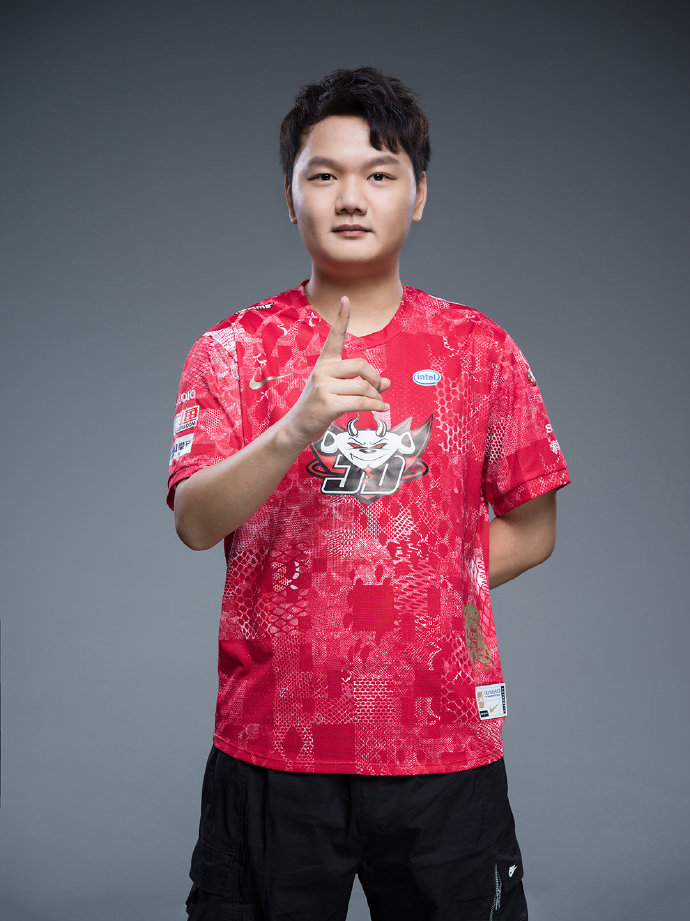 《LOL》JDGS10定妆照