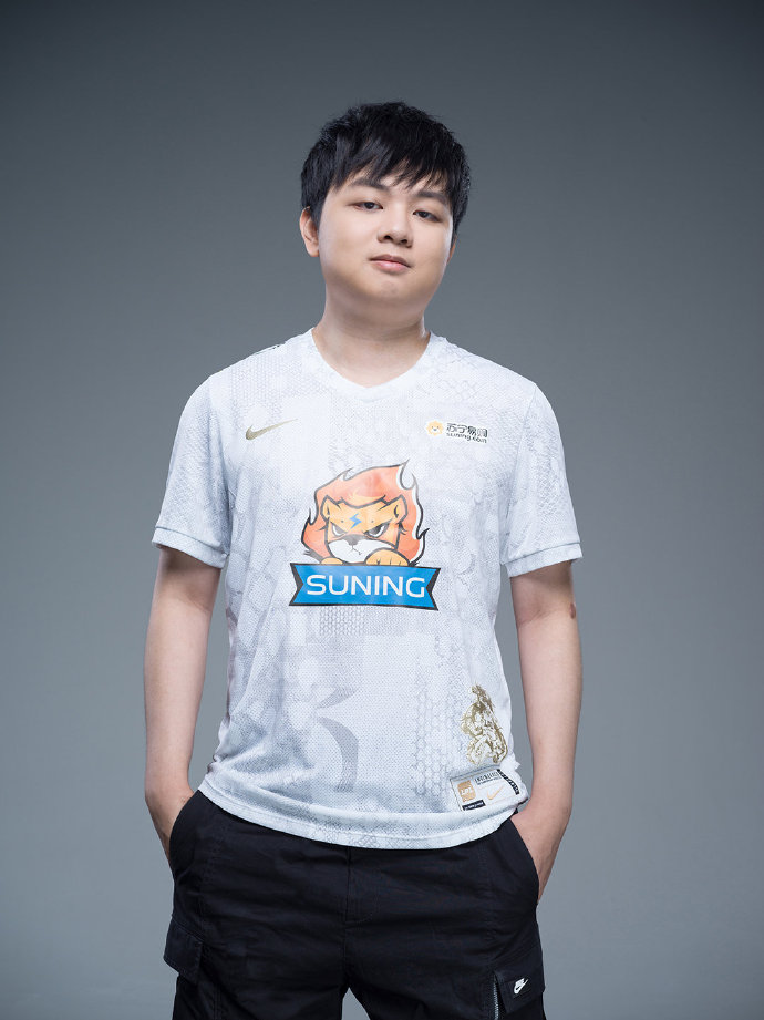 《LOL》SNS10定妆照